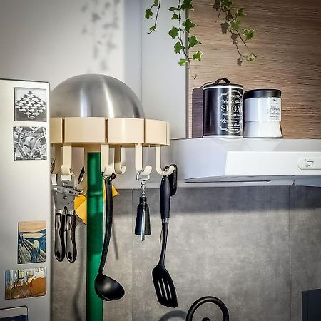 Mr Square Apartment Catania Bagian luar foto