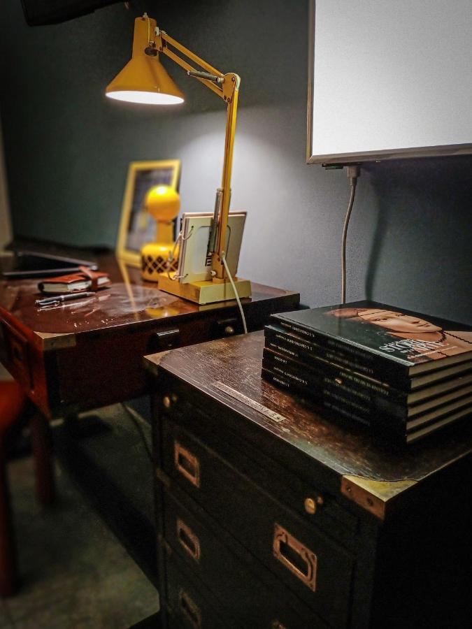 Mr Square Apartment Catania Bagian luar foto