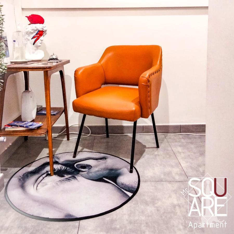 Mr Square Apartment Catania Bagian luar foto